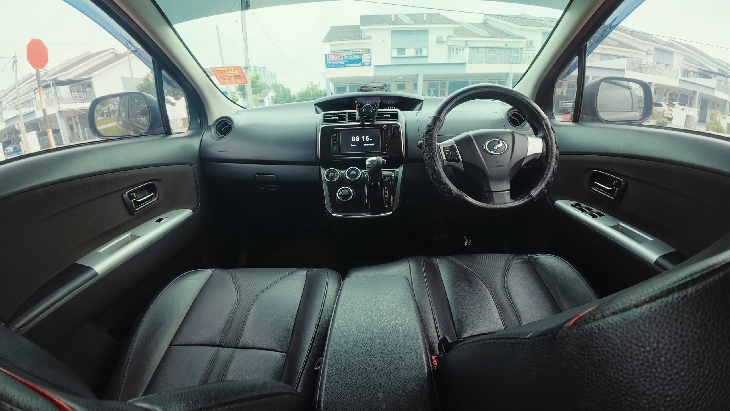 Perodua Alza Advance 2021 kereta sewa Melaka - MPV 7 tempat duduk automatik