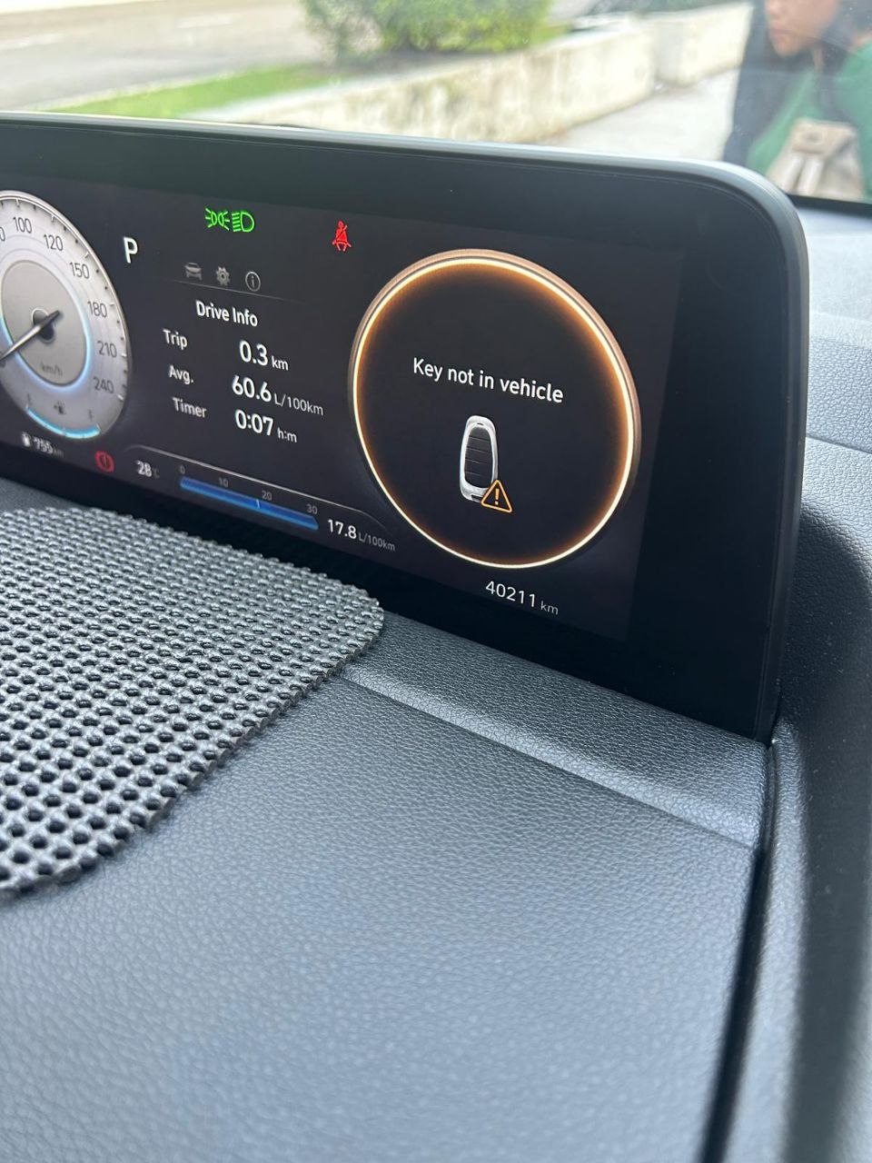 Dashboard digital Staria moden